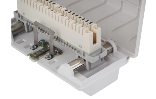 Коробка КРТП-В/10-Р плинт ПВТ, замок, ключ универсальный ССД