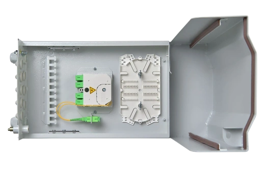 УКС-ОВ-GPON на столб под шпильки ССД